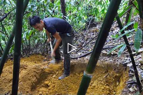 Survival Skills In The Rainforest, Bushcraft Survival, Primitive skills - Boar Trap #7