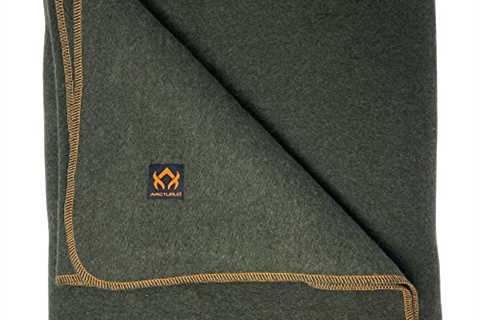 Arcturus Military Wool Blanket - 4.5 lbs, Warm, Thick, Washable, Large 64" x 88" - Great..