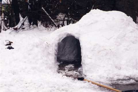 Surviving Cold Weather with Snow Caves