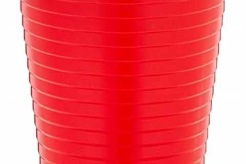Amazon Brand - Solimo 18 Ounce Disposable Plastic Party Cups, 200 Count (4 Pack of 50), Red - The..