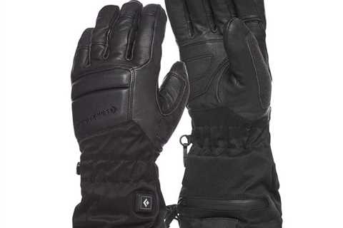 6 Best Heated Ski Gloves for 2024